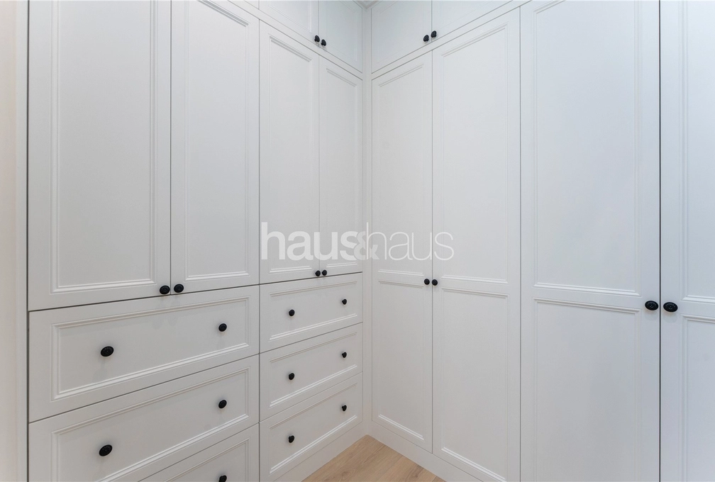 5 bedroom villa for sale - haus & haus