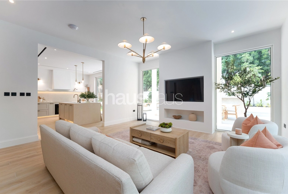 5 bedroom villa for sale - haus & haus