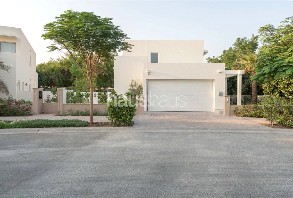 5 bedroom villa for sale - haus & haus