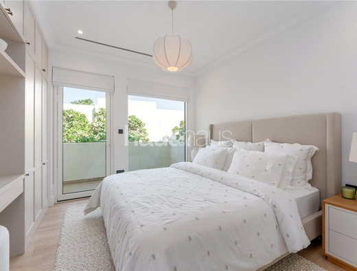 5 bedroom villa for sale - haus & haus