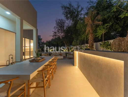 5 bedroom villa for sale - haus & haus