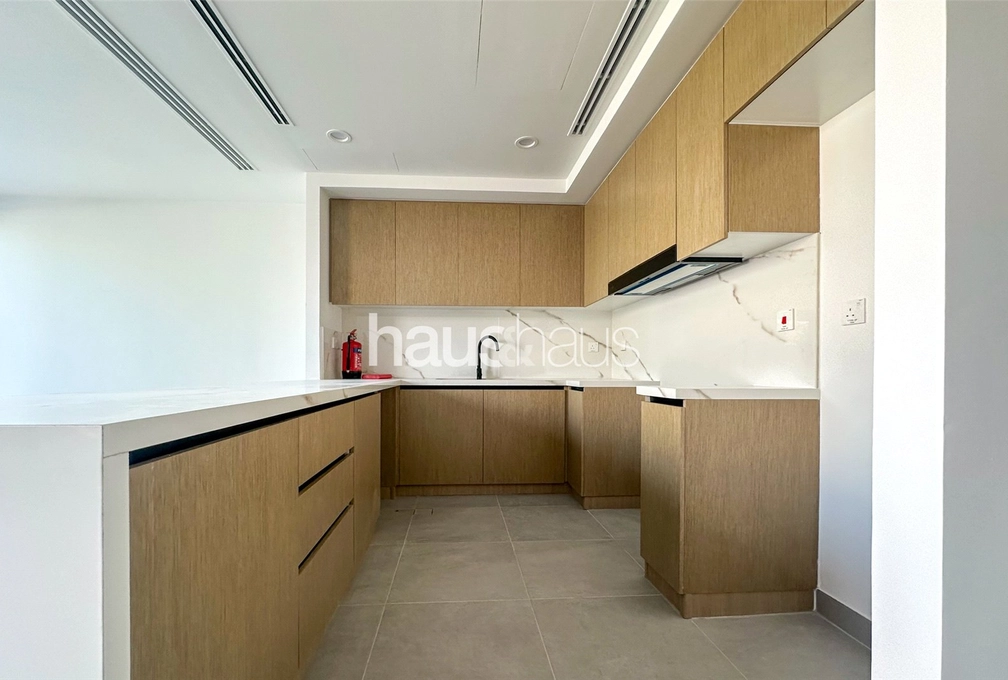 3 bedroom villa to rent - haus & haus