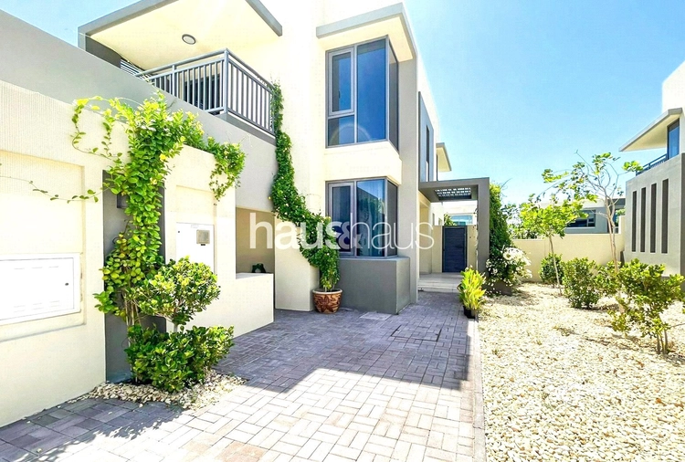 5 bedroom villa for sale - haus & haus