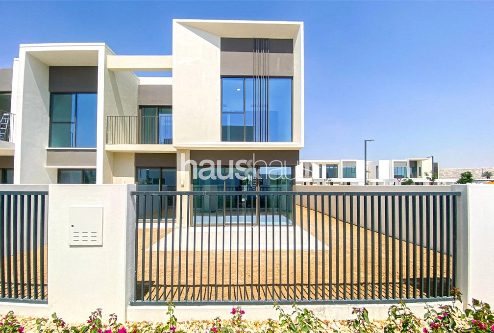 4 bedroom villa to rent - haus & haus