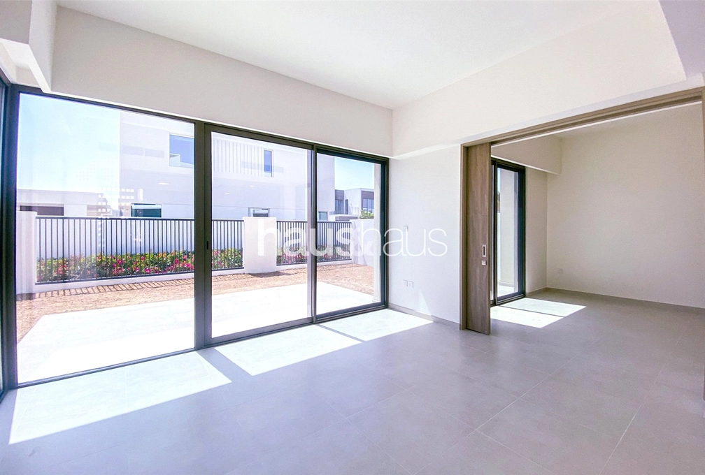 4 bedroom villa to rent - haus & haus