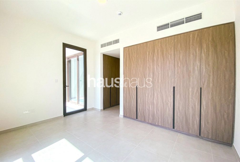 4 bedroom villa to rent - haus & haus