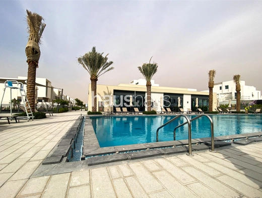 4 bedroom villa to rent - haus & haus