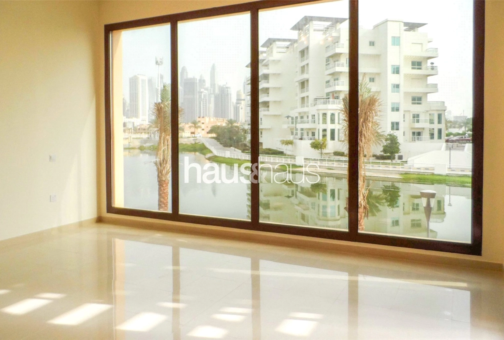 mobile-banner - Haus and Haus
