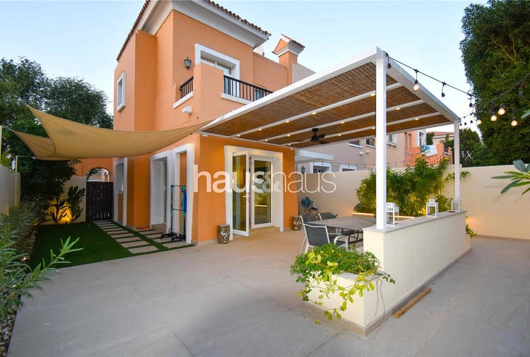 2 bedroom villa for sale - haus & haus