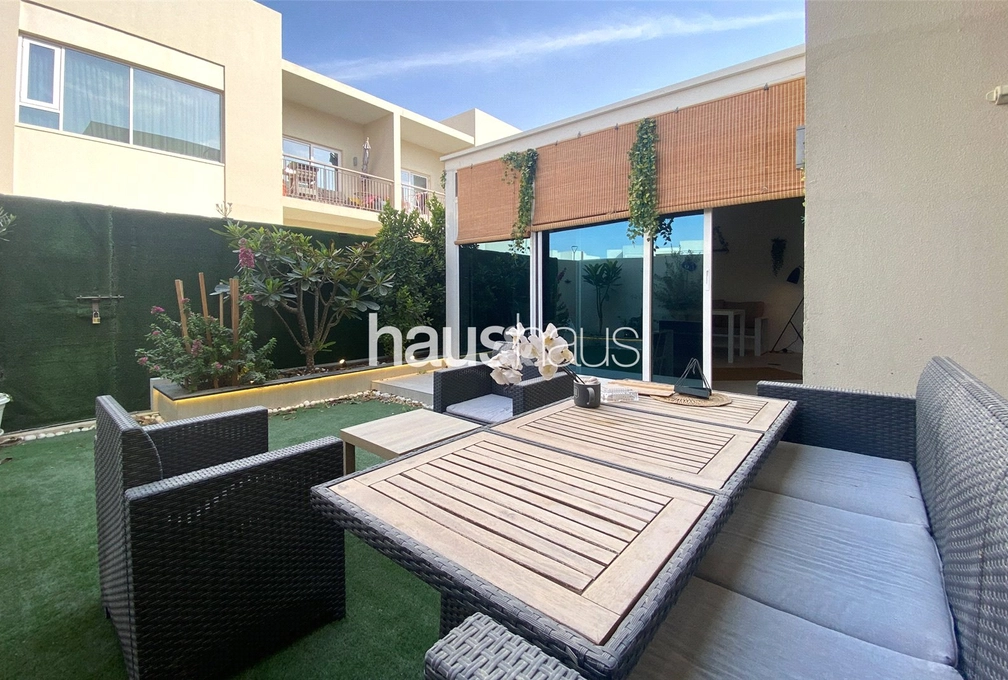 mobile-banner - Haus and Haus