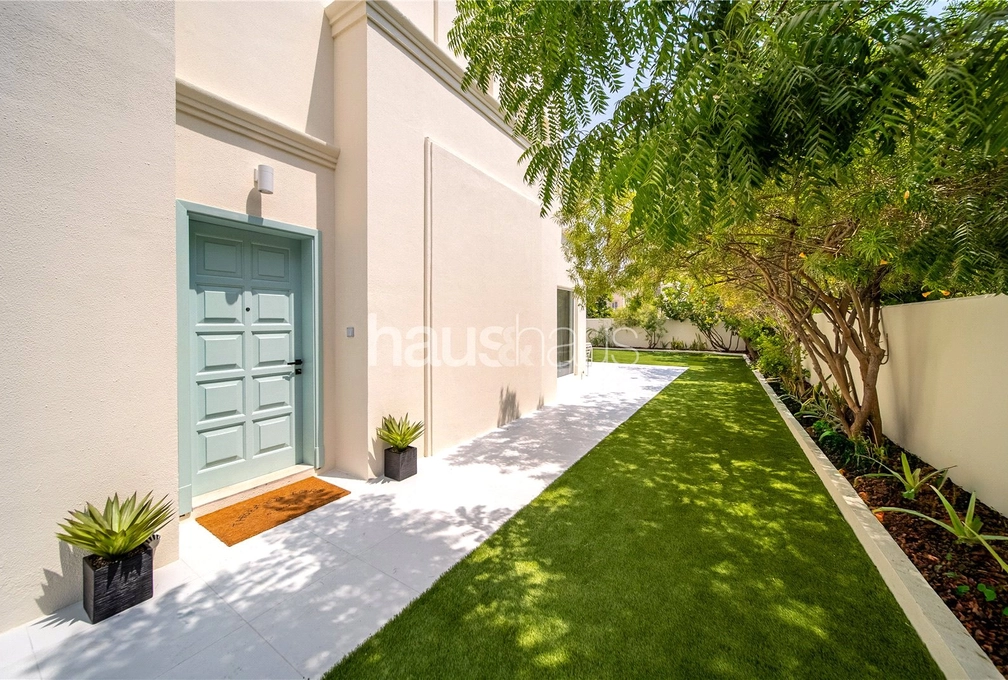 mobile-banner - Haus and Haus