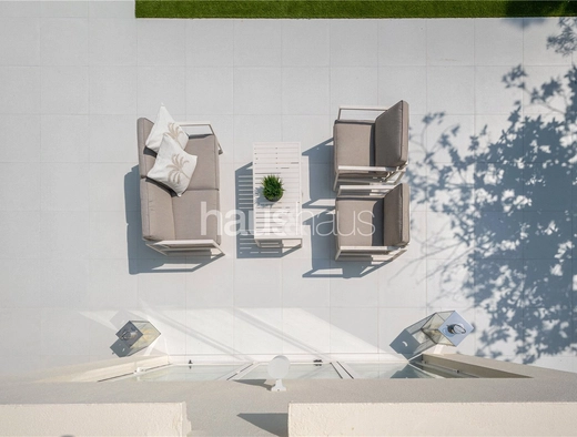 mobile-banner - Haus and Haus