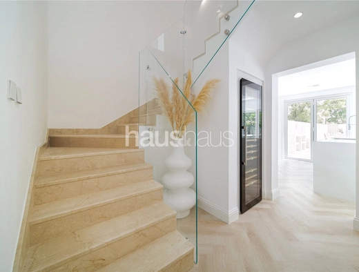 mobile-banner - Haus and Haus