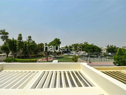 mobile-banner - Haus and Haus