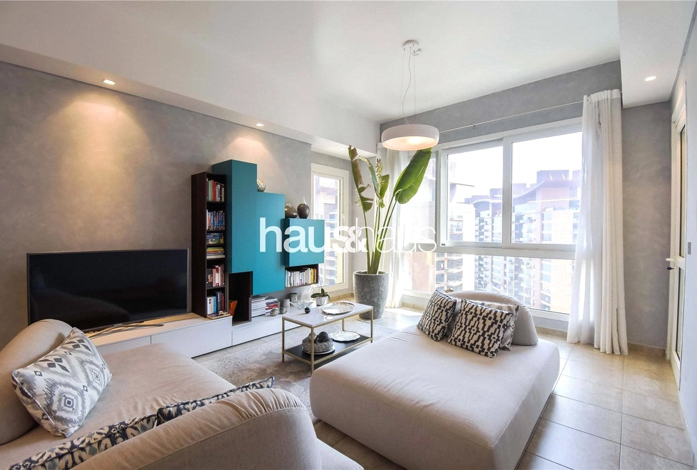 2 bedroom apartment for sale - haus & haus