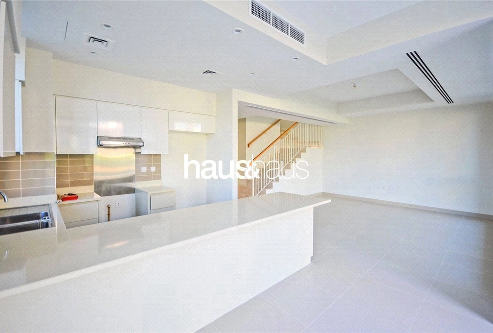 5 bedroom villa for sale - haus & haus