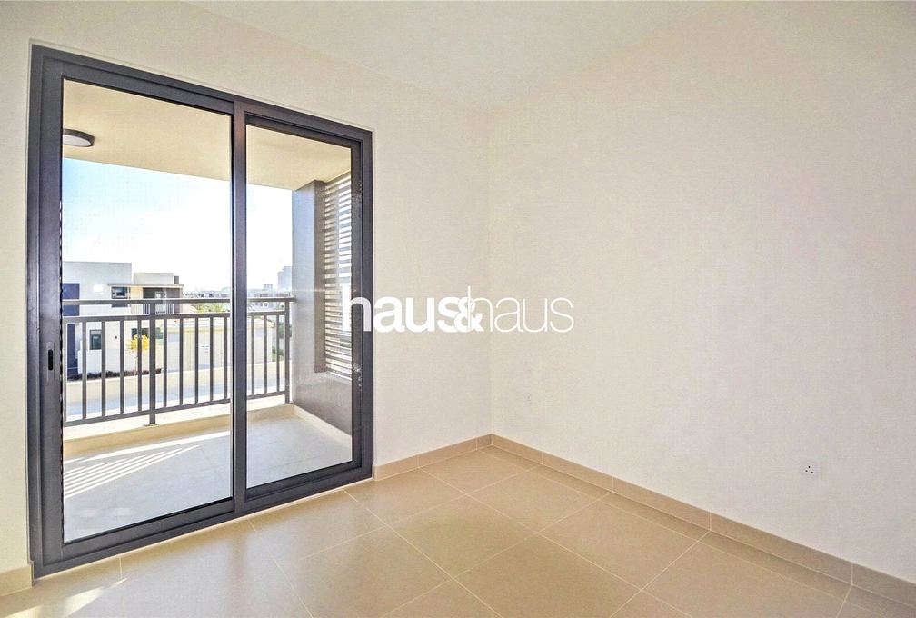 5 bedroom villa for sale - haus & haus