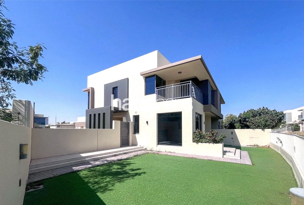 5 bedroom villa for sale - haus & haus