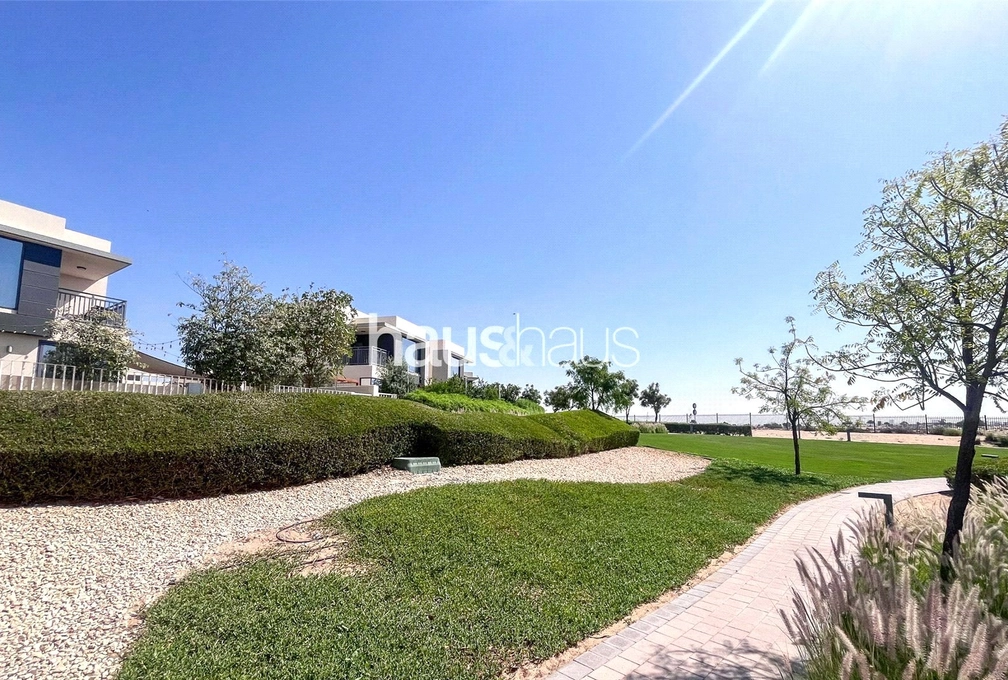 5 bedroom villa for sale - haus & haus