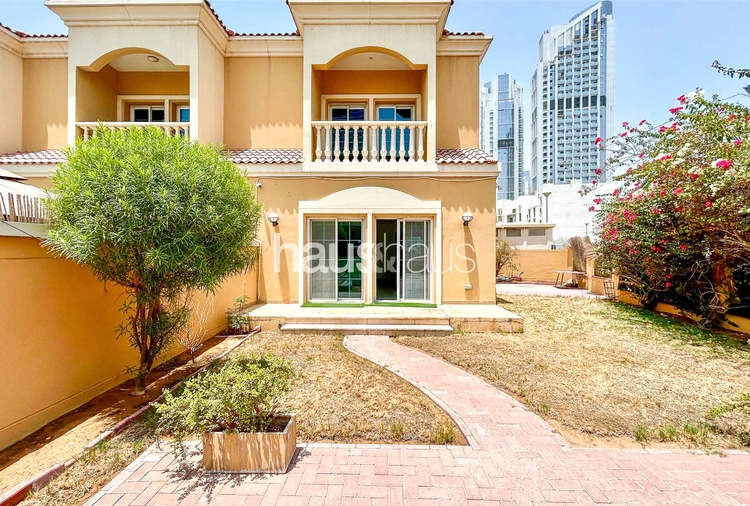 1 bedroom townhouse to rent - haus & haus