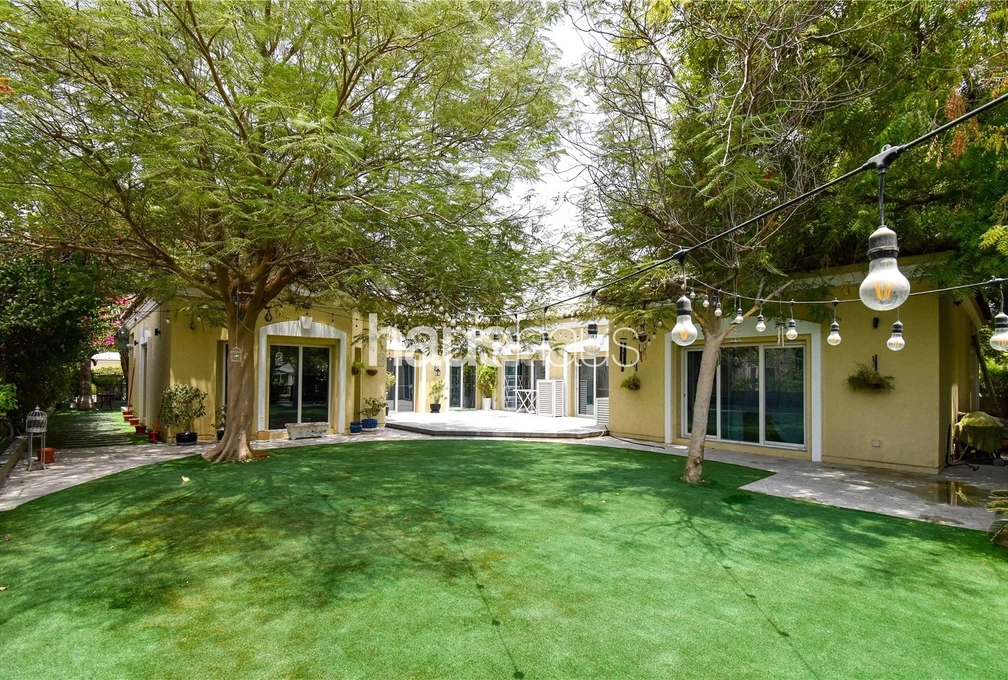 4 bedroom villa for sale - haus & haus