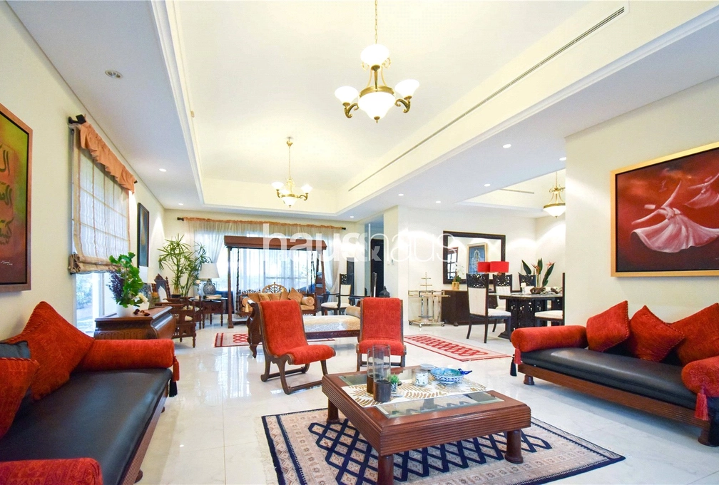 4 bedroom villa for sale - haus & haus