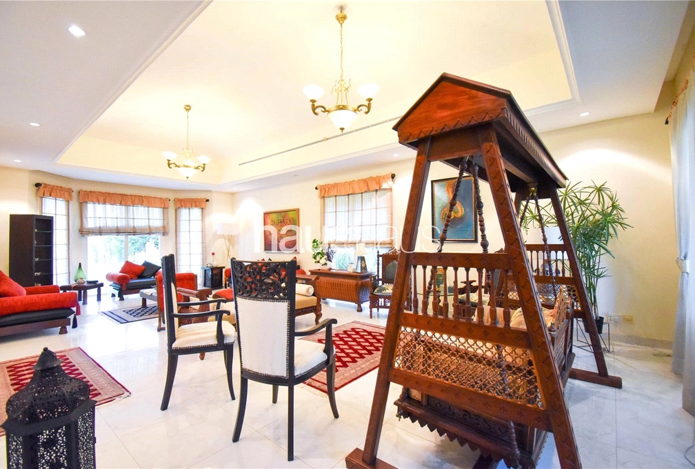 4 bedroom villa for sale - haus & haus