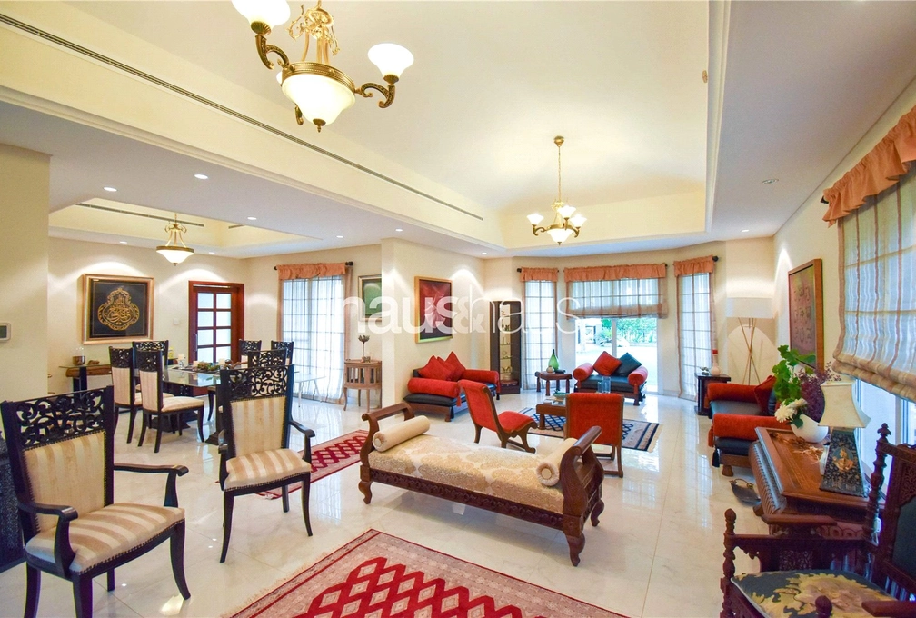 4 bedroom villa for sale - haus & haus