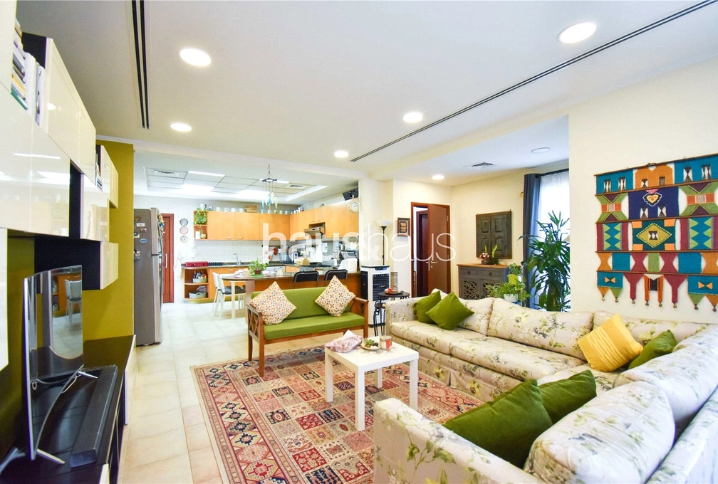 4 bedroom villa for sale - haus & haus