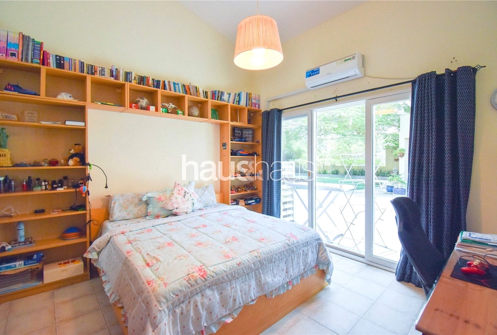 4 bedroom villa for sale - haus & haus