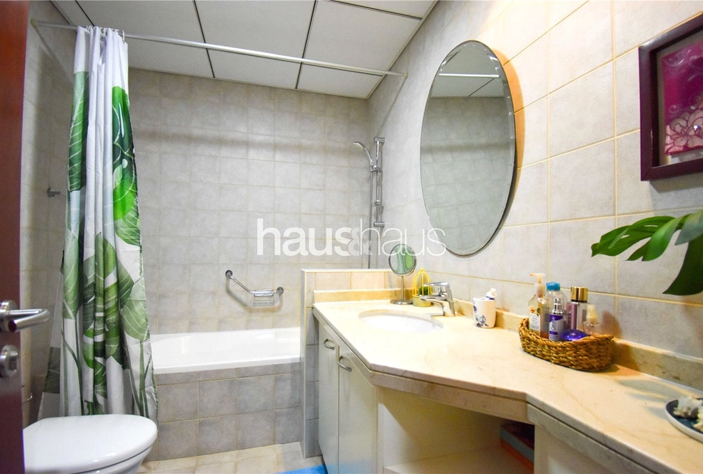 4 bedroom villa for sale - haus & haus