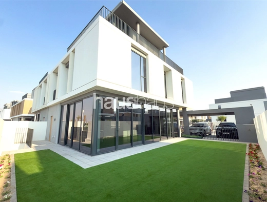 4 bedroom villa to rent - haus & haus