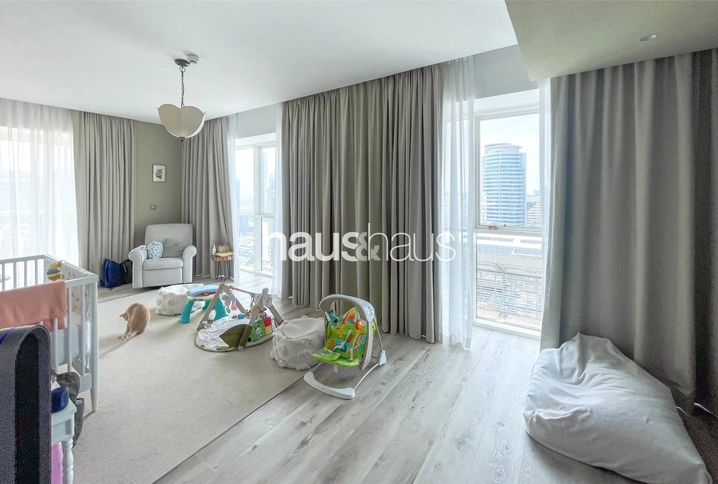 4 bedroom apartment for sale - haus & haus