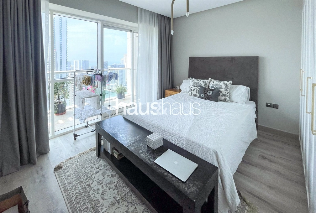 4 bedroom apartment for sale - haus & haus