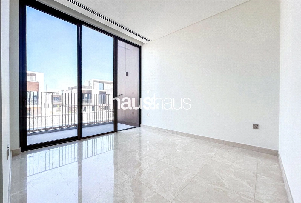 5 bedroom villa for sale - haus & haus