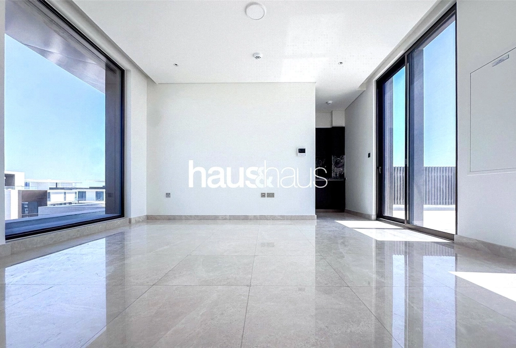 5 bedroom villa for sale - haus & haus