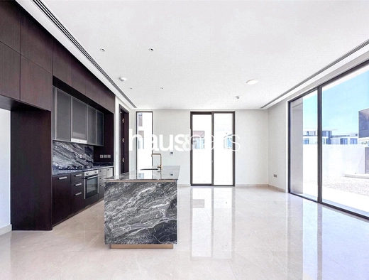 5 bedroom villa for sale - haus & haus