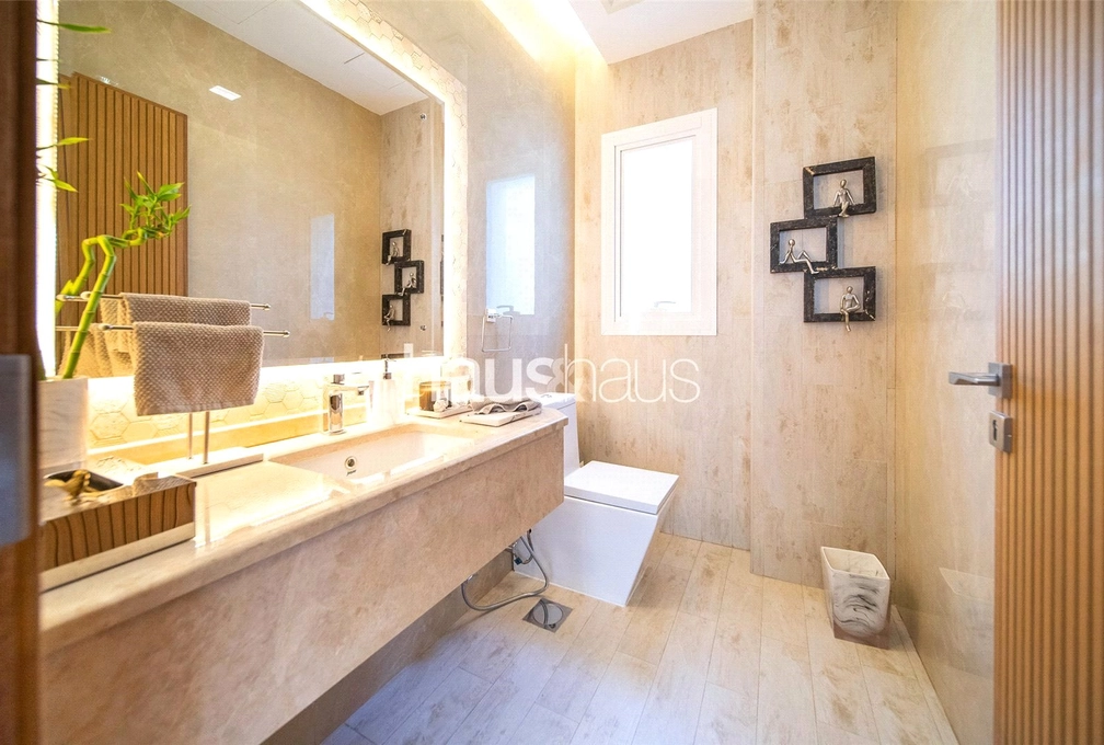 5 bedroom villa for sale - haus & haus