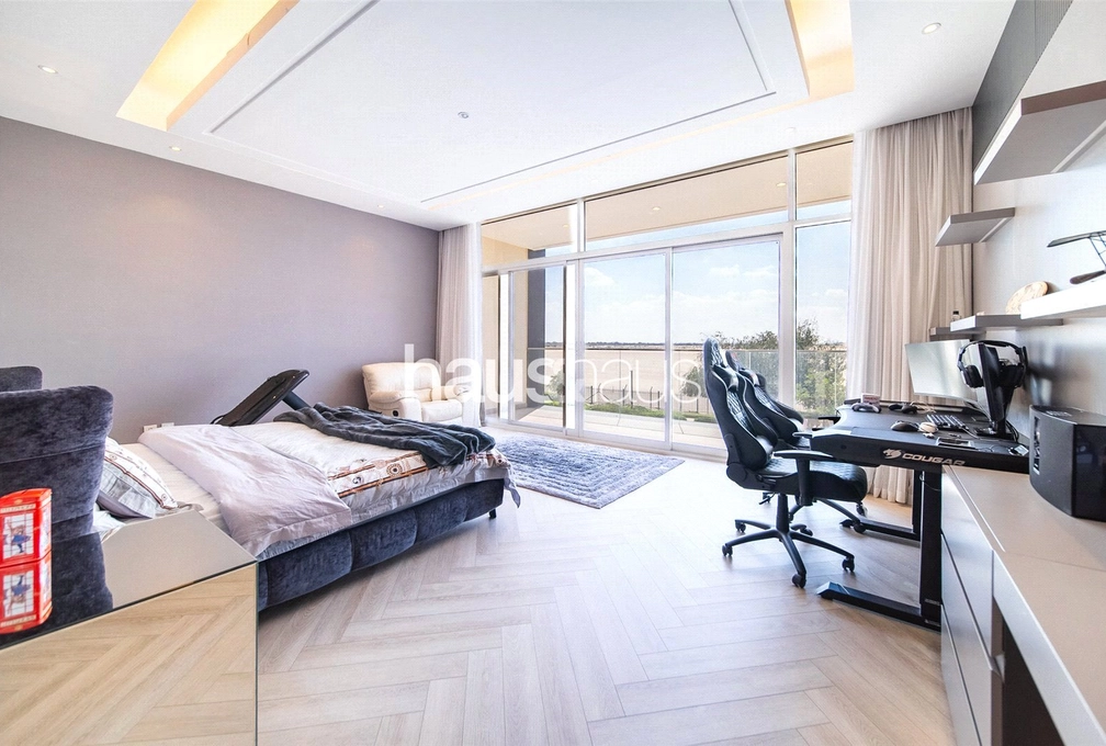 5 bedroom villa for sale - haus & haus