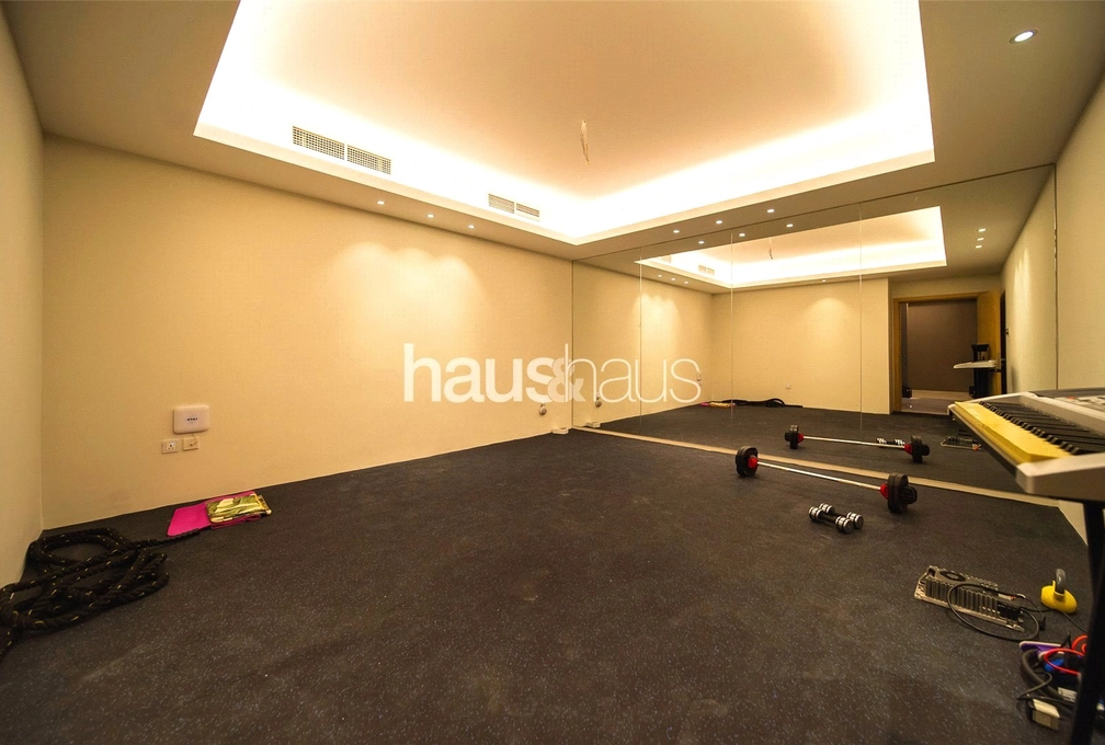 5 bedroom villa for sale - haus & haus