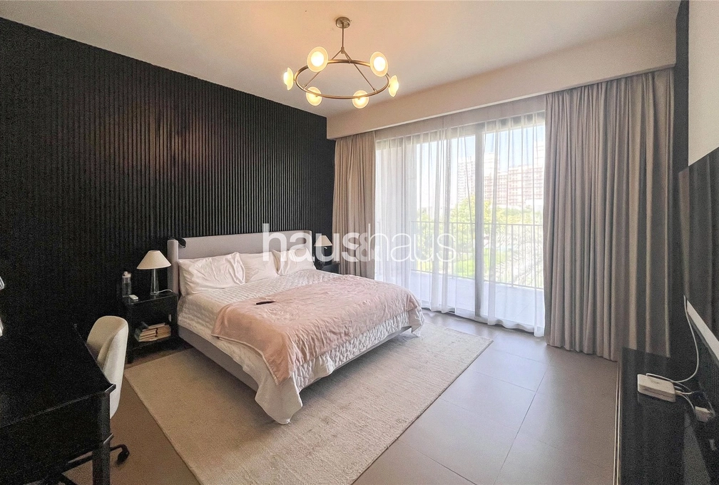 5 bedroom villa for sale - haus & haus