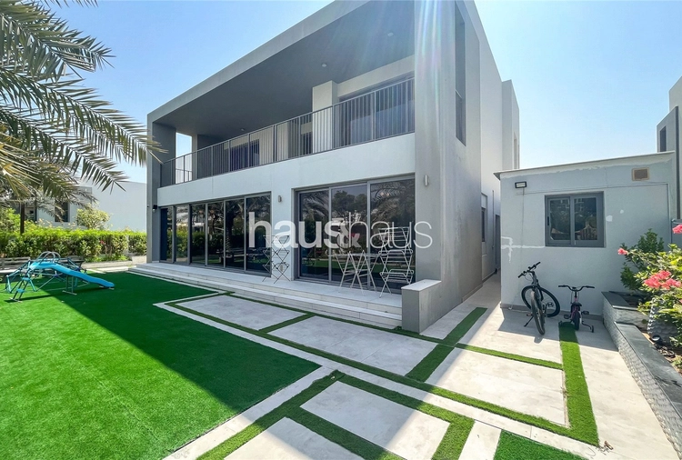5 bedroom villa for sale - haus & haus