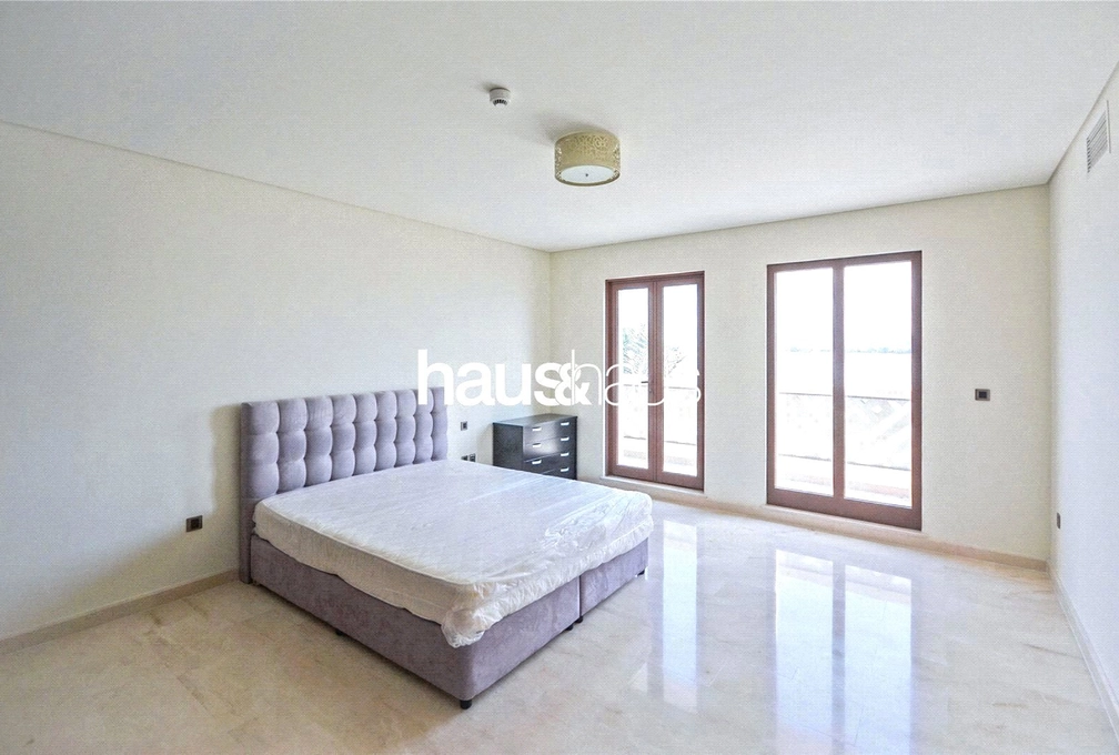 5 bedroom villa for sale - haus & haus