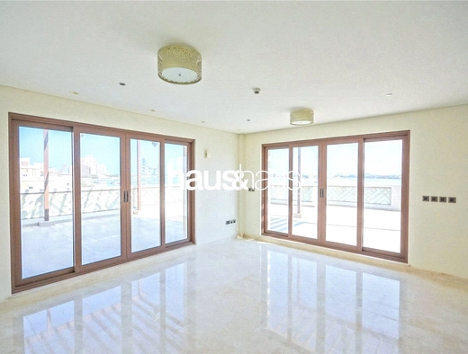 5 bedroom villa for sale - haus & haus