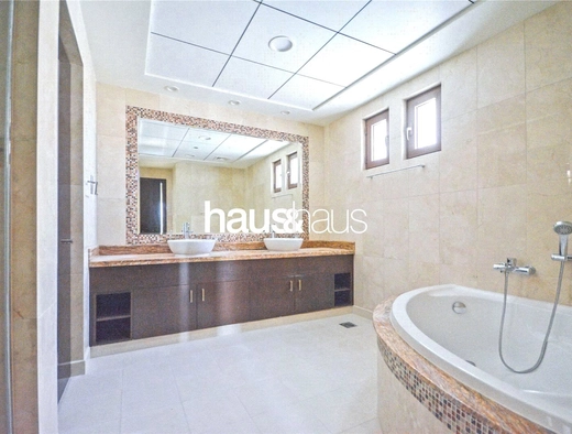 5 bedroom villa for sale - haus & haus