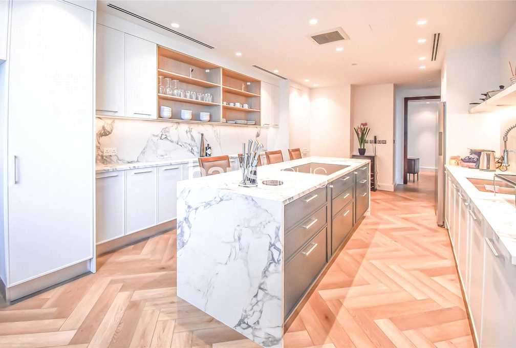 4 bedroom apartment for sale - haus & haus