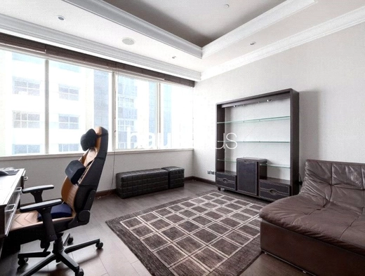 4 bedroom apartment for sale - haus & haus