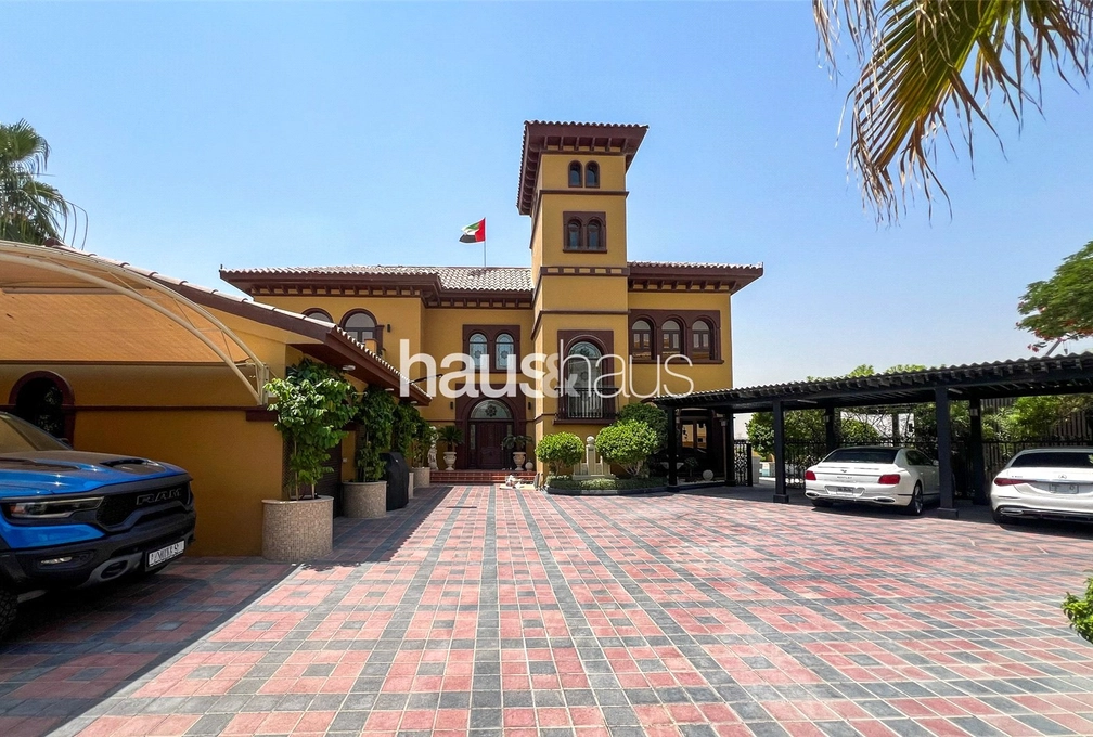 6 bedroom villa for sale - haus & haus