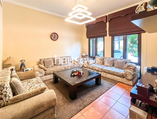 6 bedroom villa for sale - haus & haus