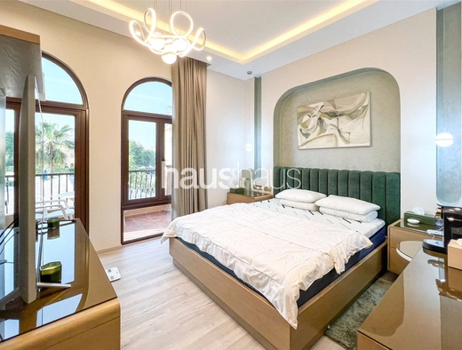 6 bedroom villa for sale - haus & haus